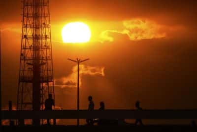 Imagem do post Onda de calor: Inmet emite sinal vermelho de alto risco até quarta-feira