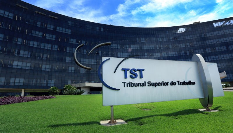 TST se torna o local para a disputa do salário mínimo dos enfermeiros no setor privado