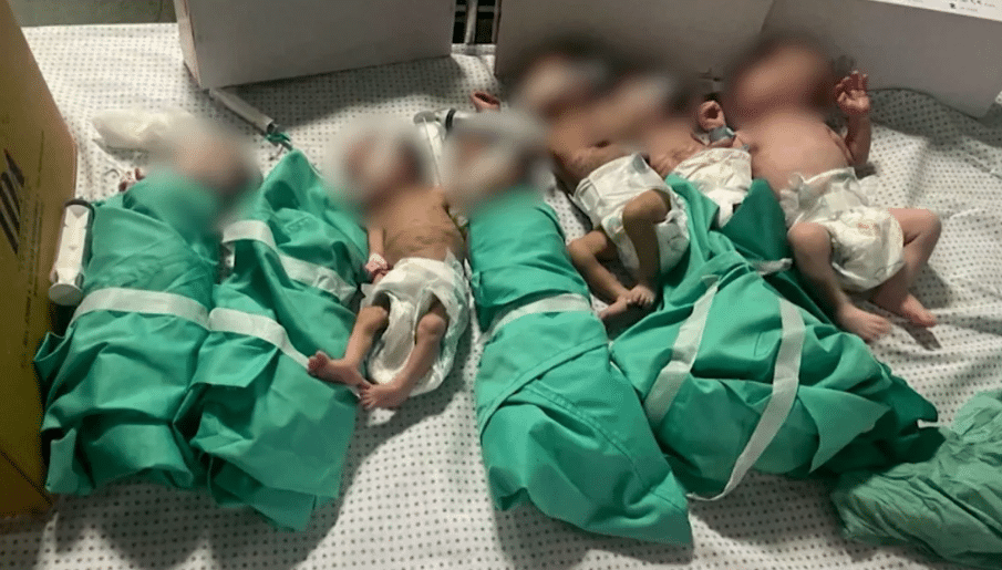 Bebês são removidos de incubadoras em hospital de Gaza por falta de energia