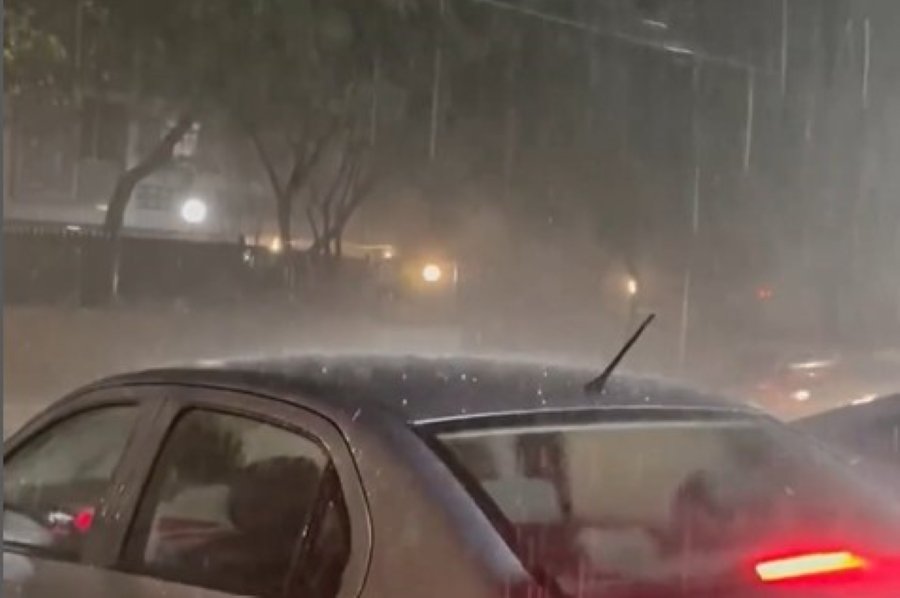 São Paulo tem queda de energia e enchentes de córregos após tempestade