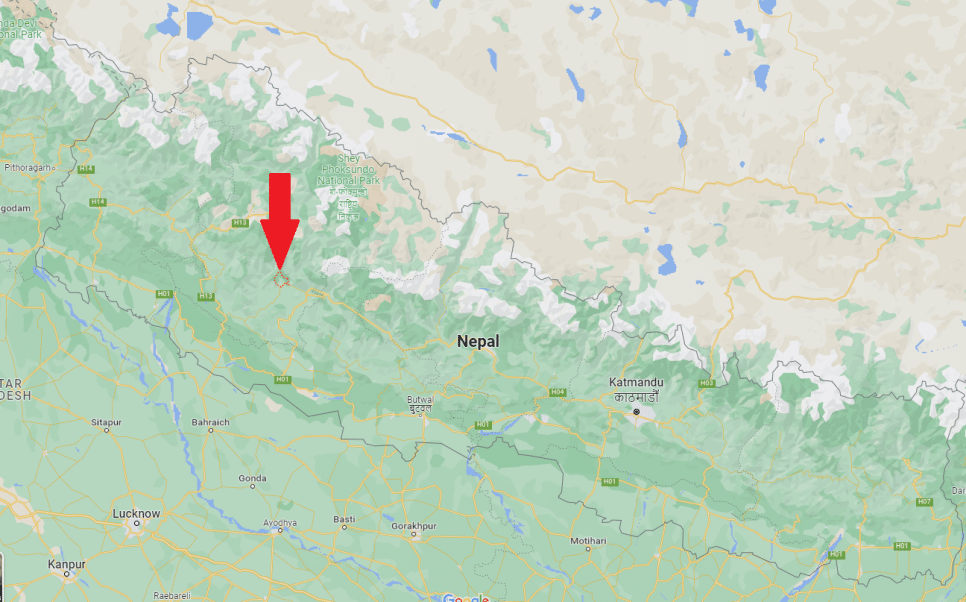 Um terremoto de 6,4 atinge o Nepal e acaba matando pelo menos 69 pessoas