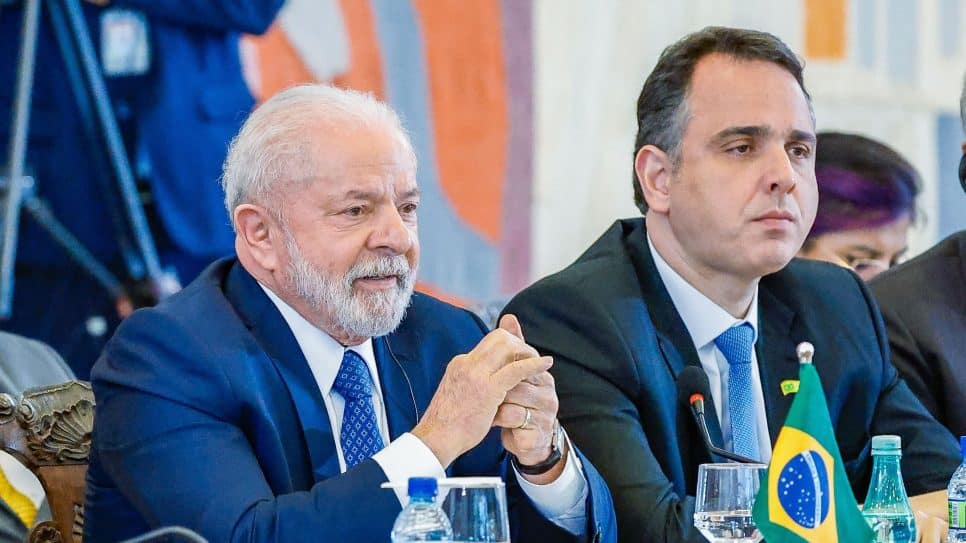 Estender o prazo da dívida de MG permite um acordo entre Lula e Pacheco