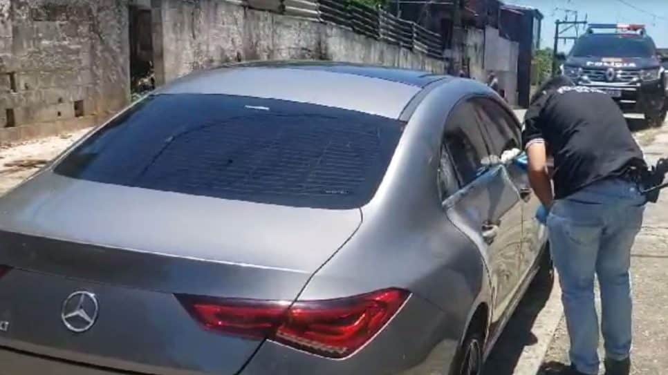 Carro pertencente a Marcelinho Carioca é encontrado pela polícia na Grande SP