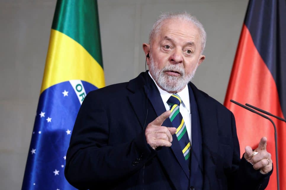O presidente da Guiana diz que Lula assegurou fortemente a apoio do Brasil