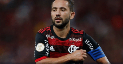 Imagem do post Ídolo do Flamengo critica tratamento dado pelo clube a Everton Ribeiro