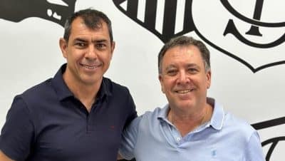 Imagem do post O clube japonês diz que Santos não ofereceu para contratar Carilha; o técnico responde