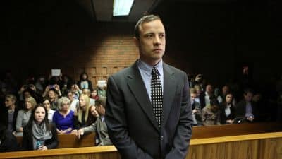 Imagem do post Oscar Pistorius, ex-atleta paralímpico, é liberado onze anos depois de matar sua namorada