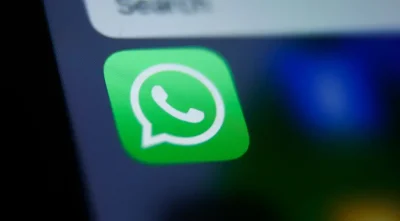 Imagem de destaque do WhatsApp Anuncia Parceria com Giphy: Novas Figurinhas Chegam para Agitar Suas Conversas!